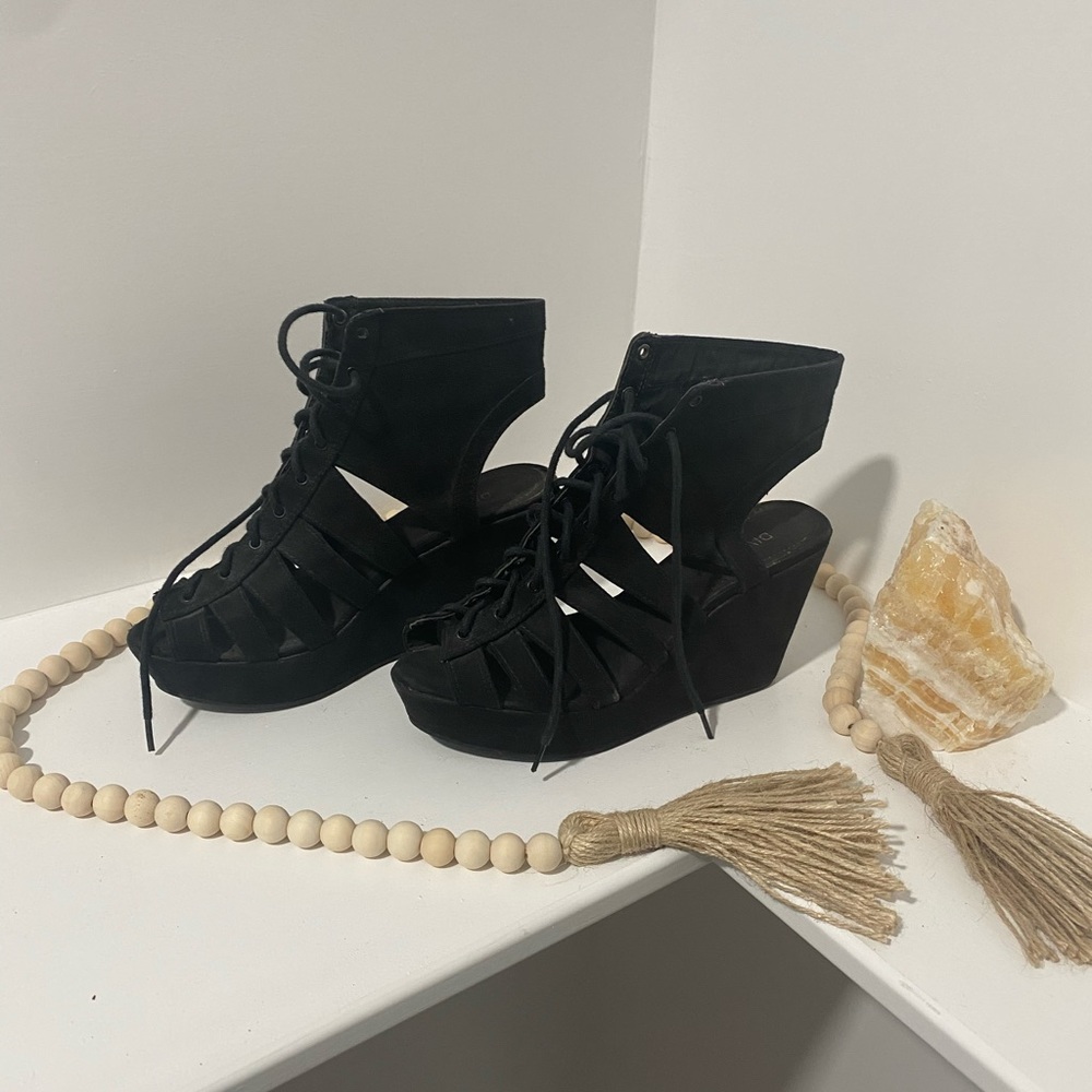 H&M platform lace up black wedges